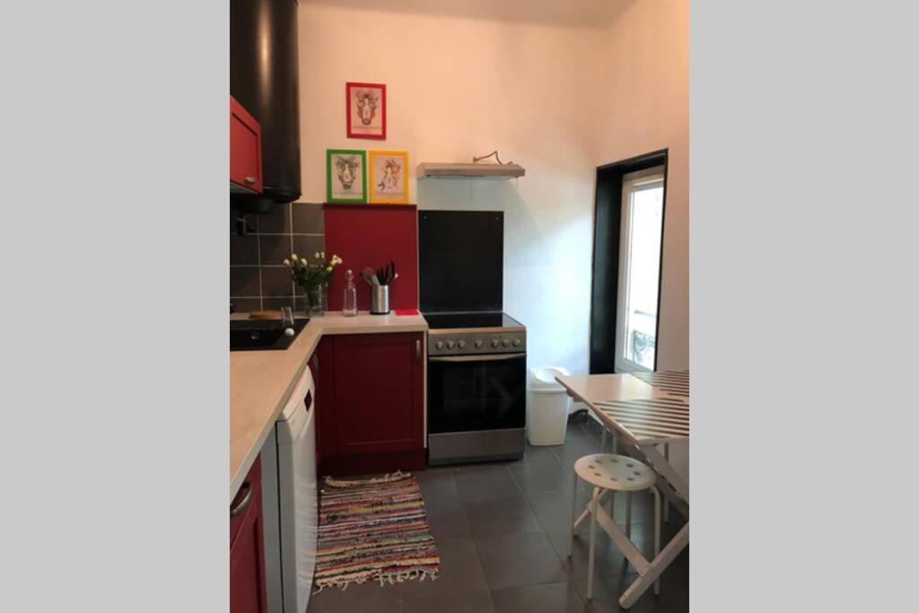 Appart rénové 2 chambres avec clim LʼIsle-sur-la-Sorgue Extérieur photo